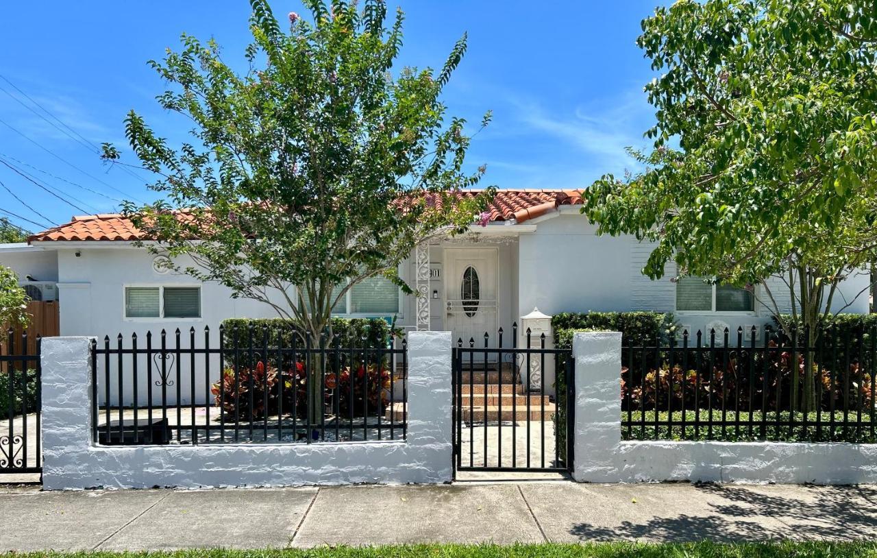 Main House 3 Bed 2 Bath & Guest House 1 Bed 1 Bath Miami Exterior photo