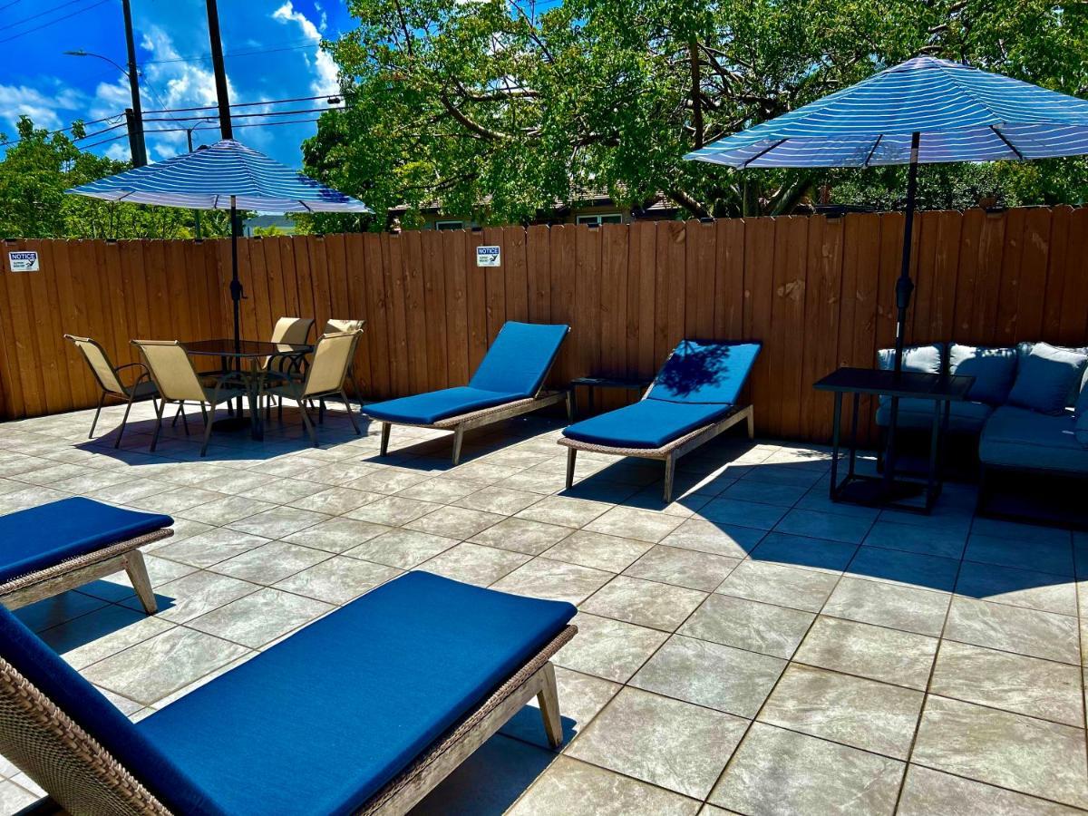 Main House 3 Bed 2 Bath & Guest House 1 Bed 1 Bath Miami Exterior photo